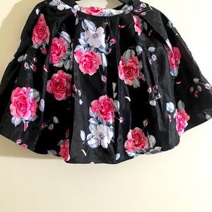 Sequin Hearts 2pc laced top/ skirt. Sz 9